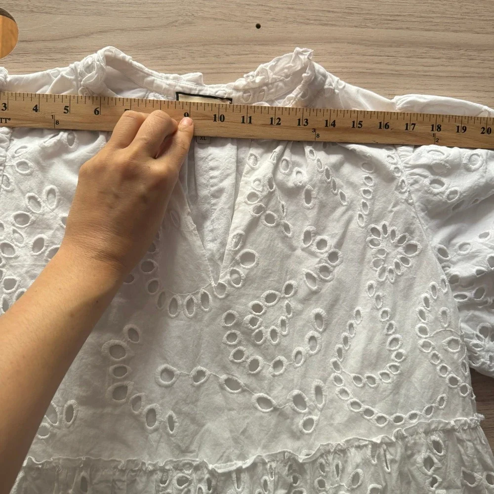 Tuckernuck Women's White Summer Dress Eyelet Tiered XL Good MENDED - Picture 7 of 10